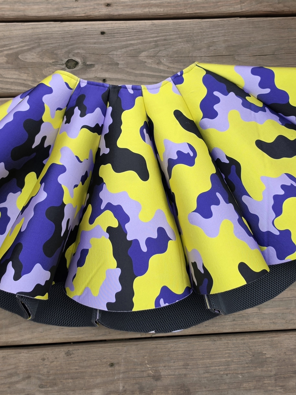 NEON KISSES.  Neoprene! Size 14  Girl Woman Small.  Camouflage Skater Skirt